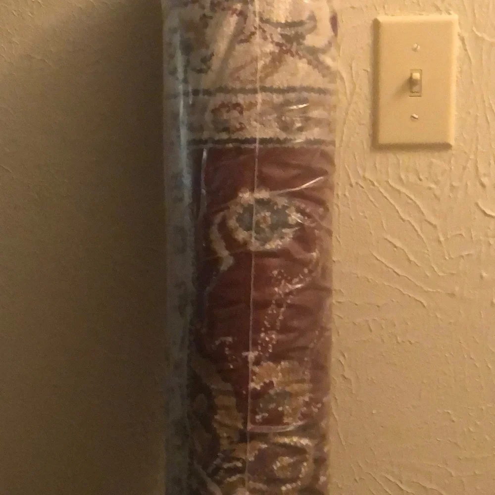 Rug - Picture 2 of 2